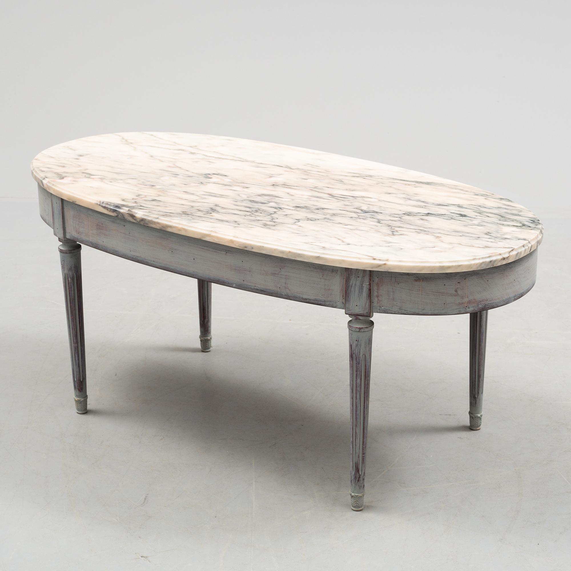 A swedish gustavian style coffee table from the late 20th century.