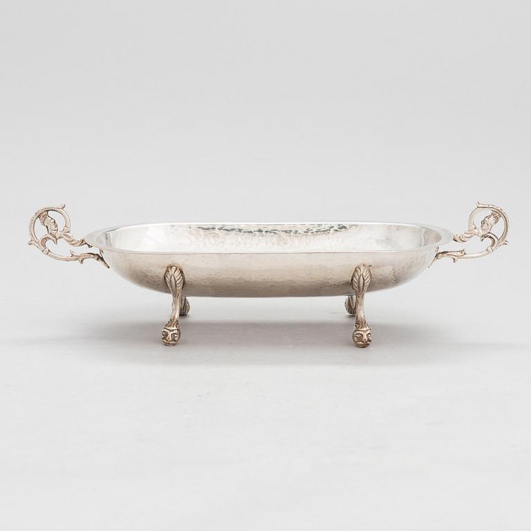 A sterling silver bowl, USA, turn of the 21st century.