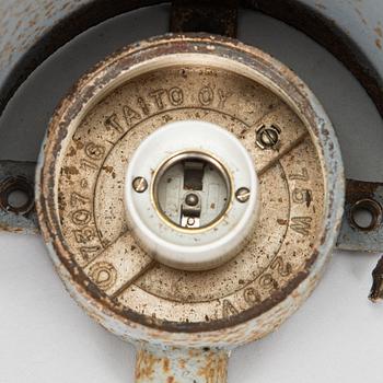 Paavo Tynell, A 1930s outdoor wall light, model 7307-16, Taito Oy, Finland.