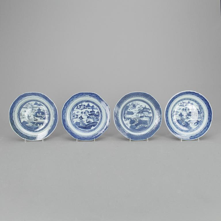TALLRIKAR, 13 st, porslin, Kina, bla Xianqing.