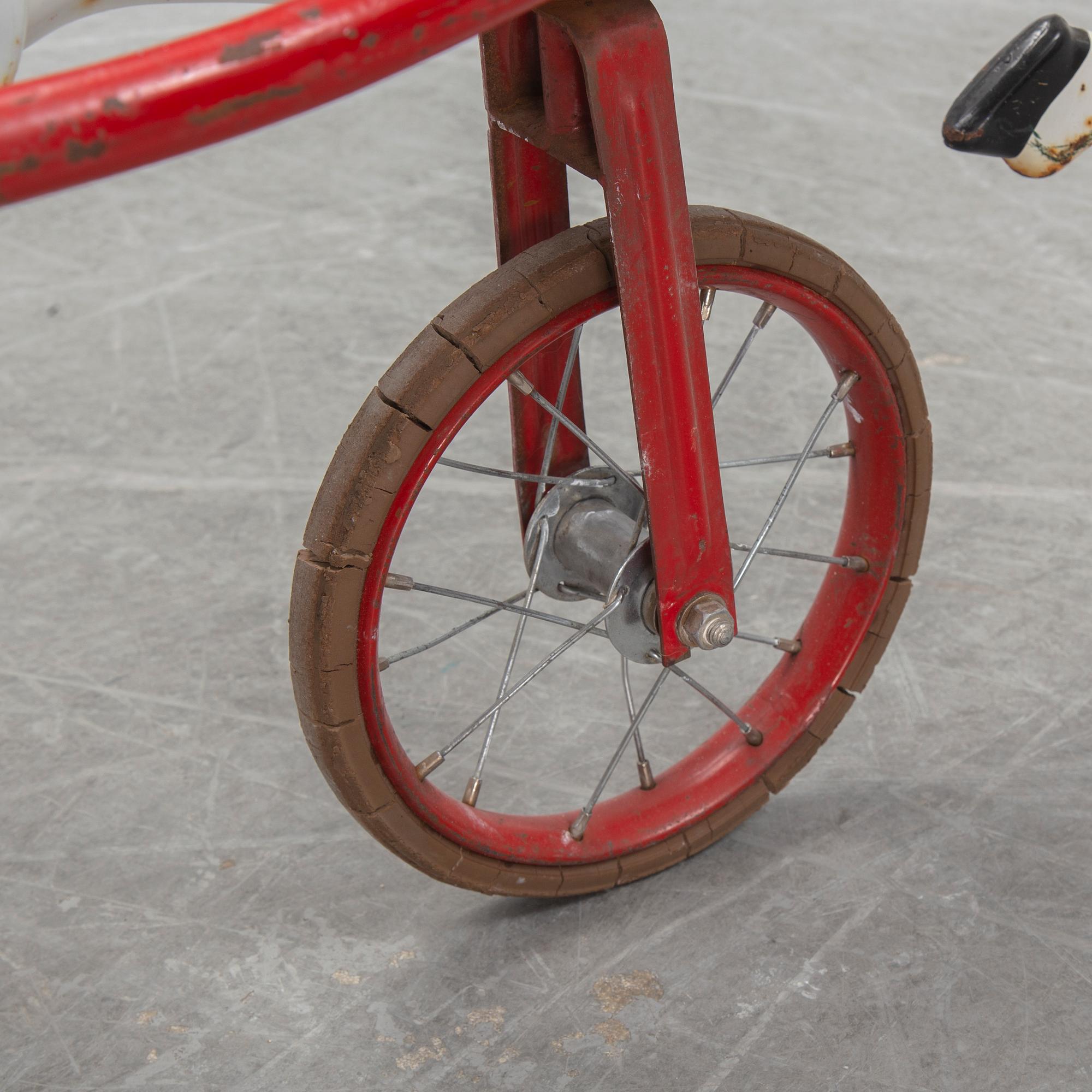 Leksakshäst/trampbil, 1900-talets mitt.