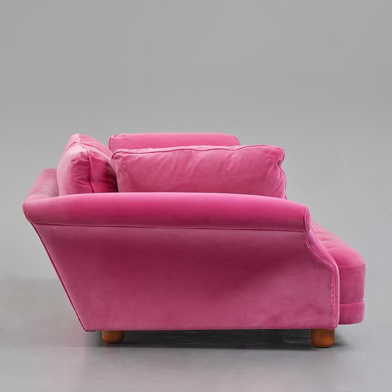 Josef Frank, a "Liljevalchs" sofa, Firma Svenskt Tenn, 2013.