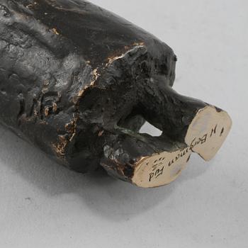 SKULPTURER, 2 st, patinerad brons, en med gjutarstämpel H Bergman Fud, 1900-tal.