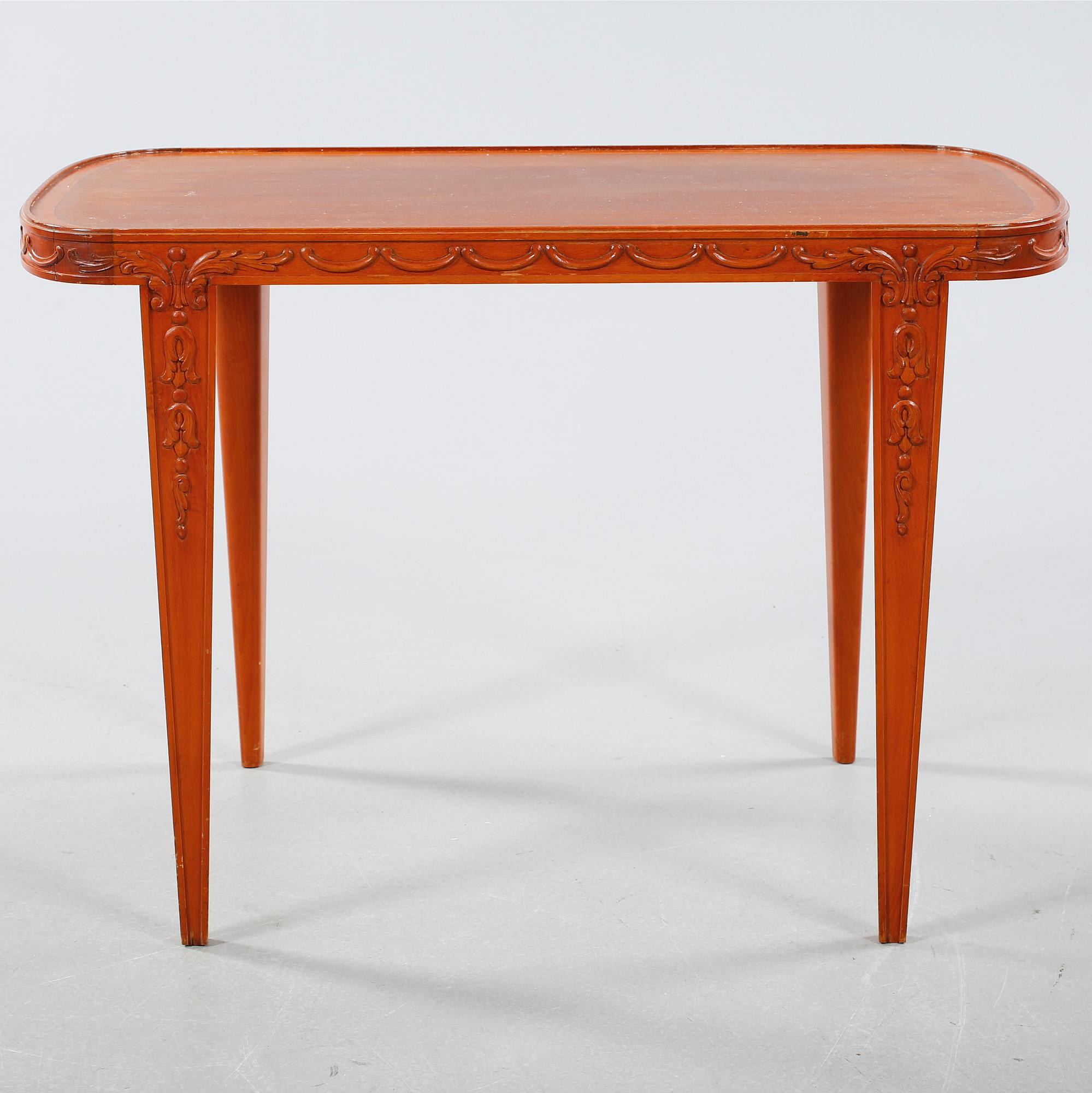 A table from AB Robert Ditzingers, from the first half of the 20th century.