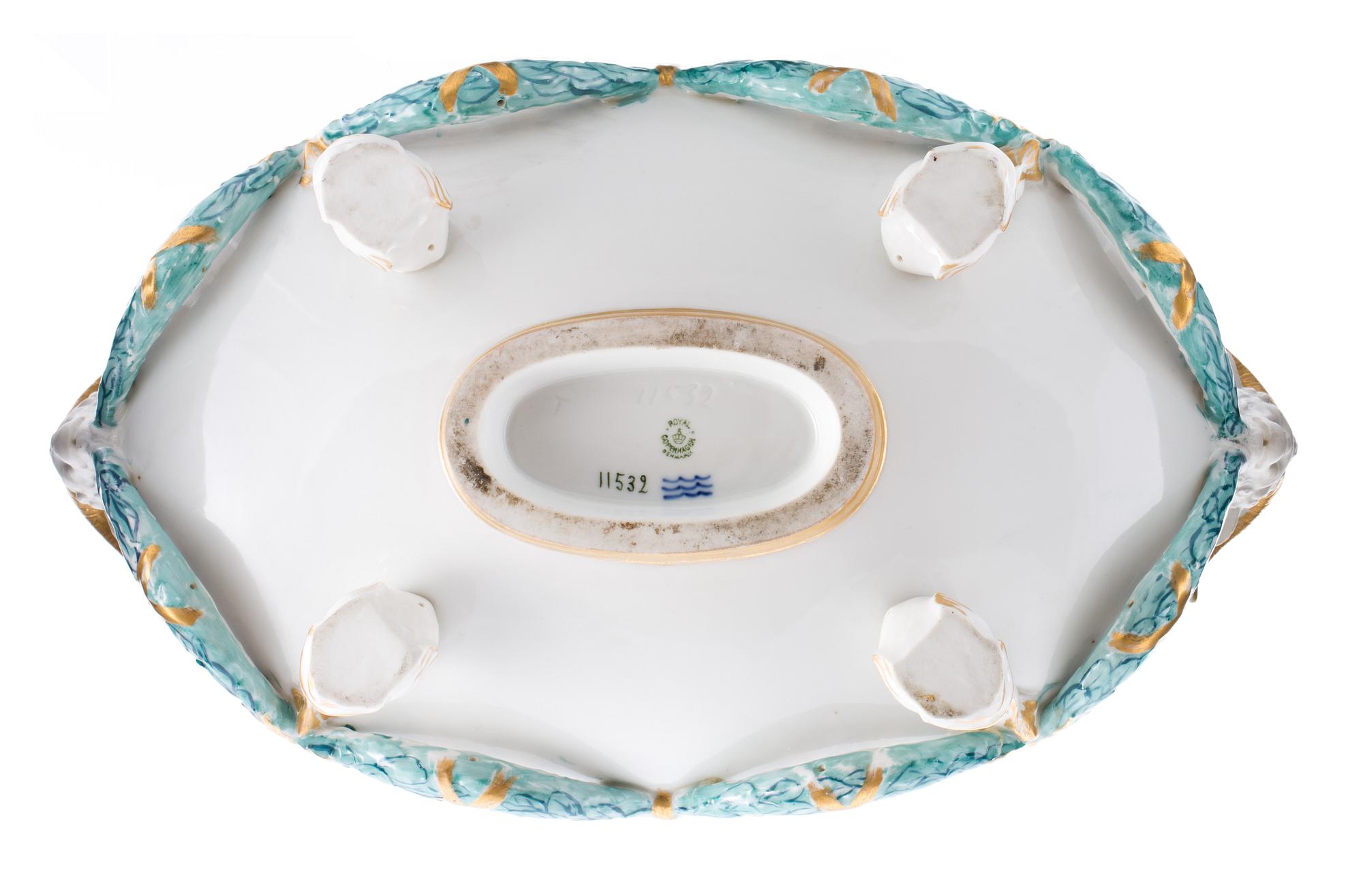 JARDINIERE, porslin, Royal Copenhagen, Danmark. 1900-tal.