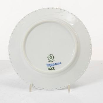 Kaffeservis, 37 delar, "Musselmalet Helblonde", Royal Copenhagen.