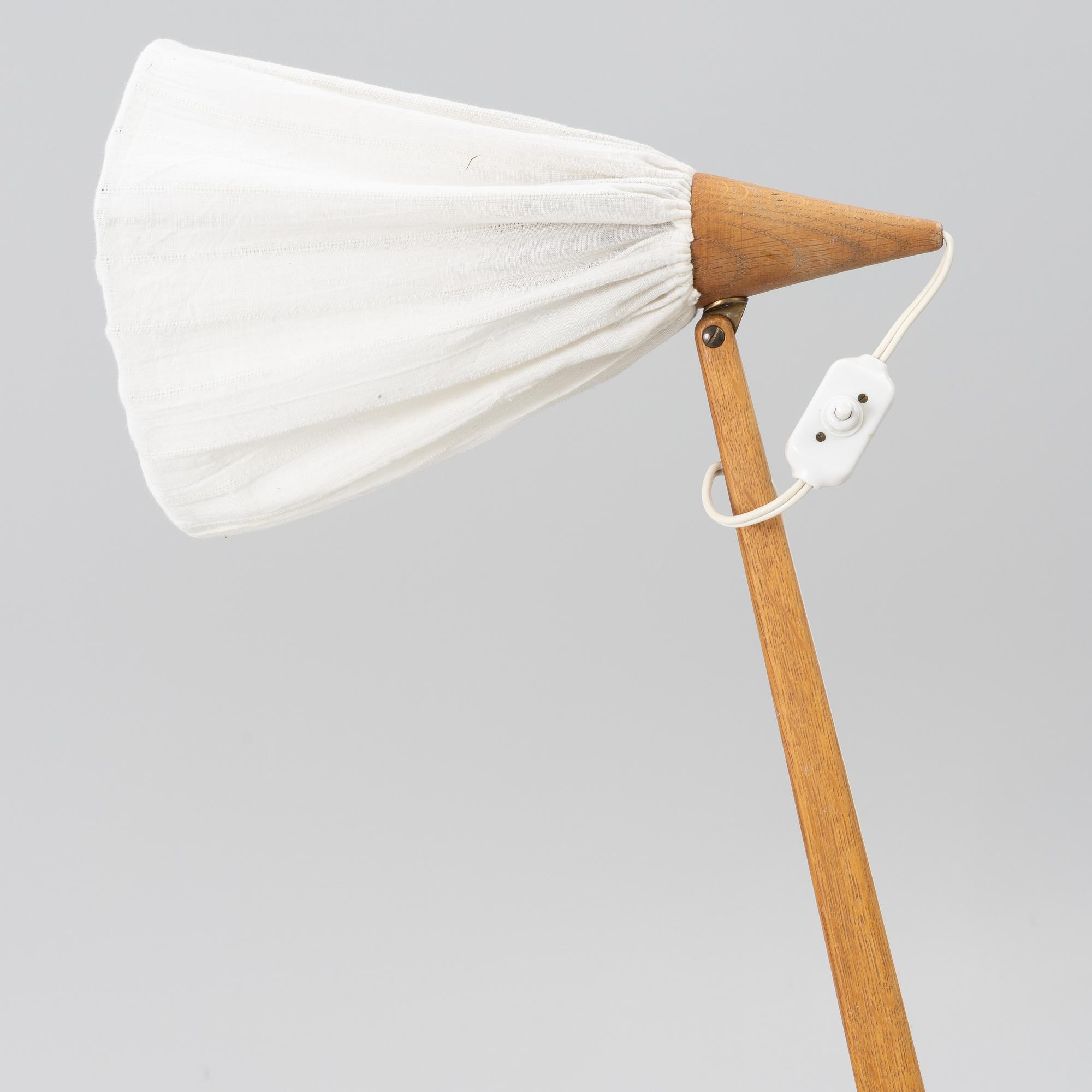 Uno & Östen Kristiansson, Floor lamp, “Giraffen”, Luxus, 1950s.