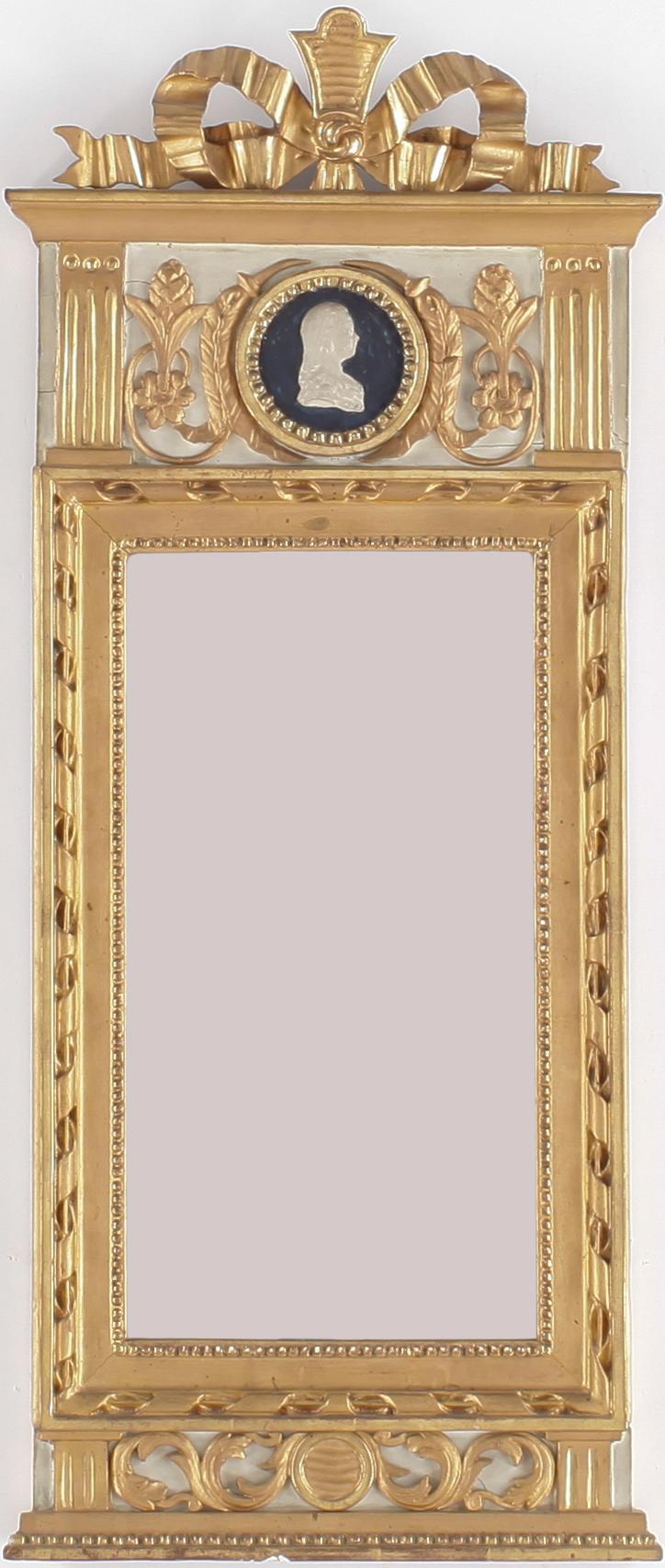 SPEGEL, gustaviansk, omkr 1800.