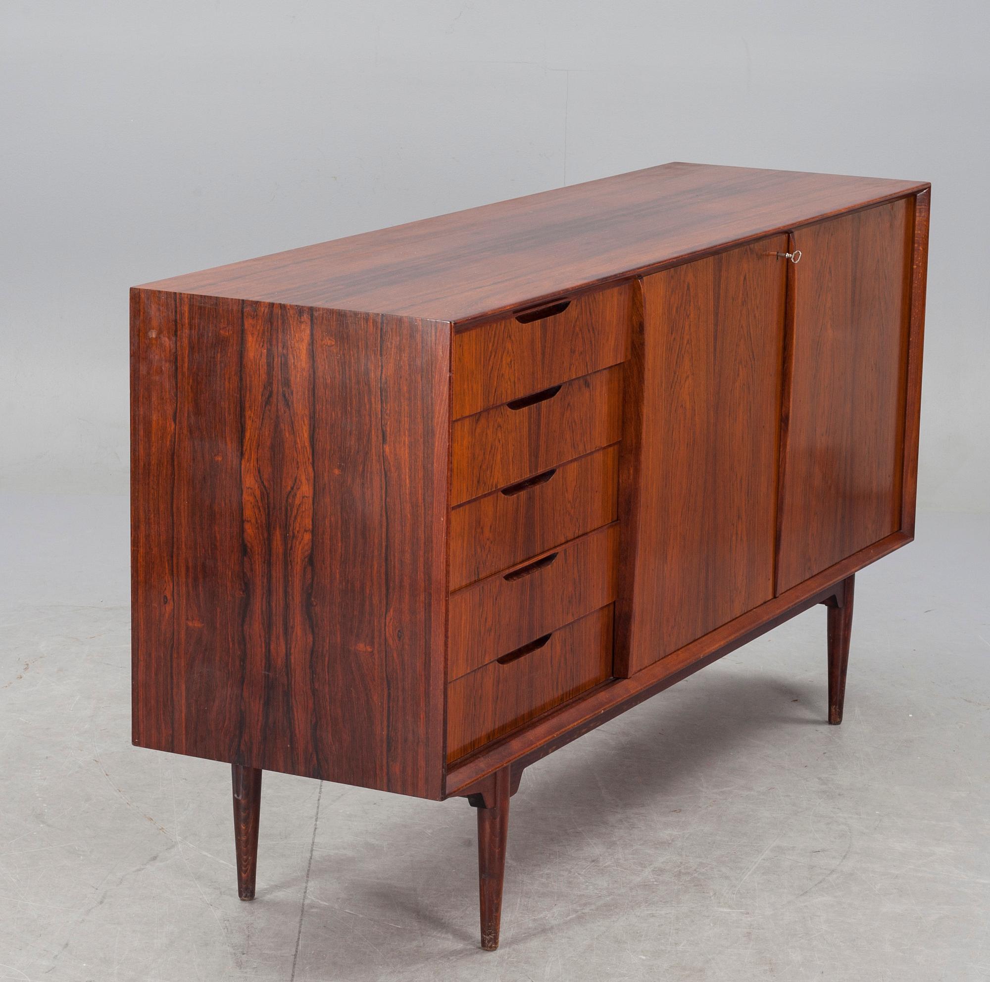 SIDEBOARD, 1960-tal.