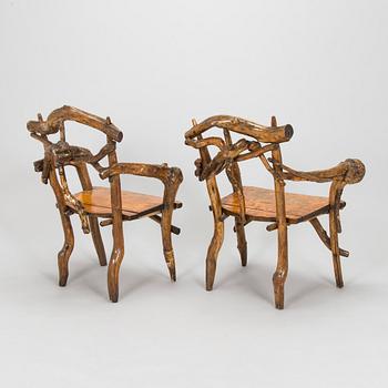 Pöytä ja tuolipari, 1900-luvun alkupuoli.