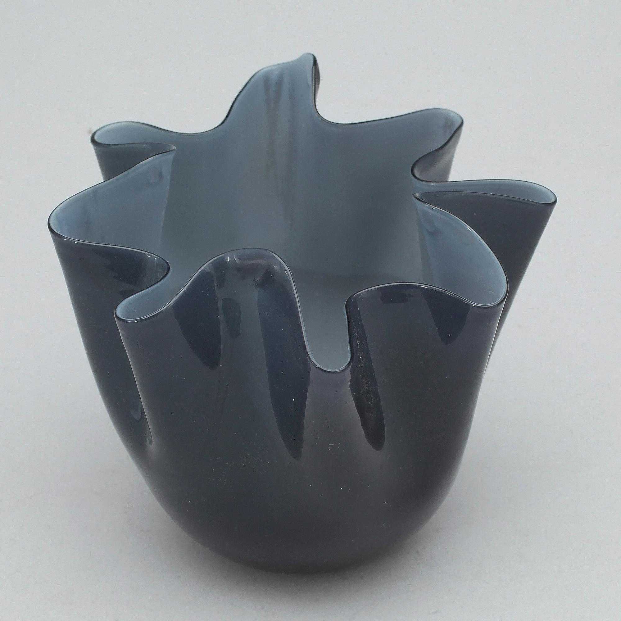 NÄSDUKSSKÅL, glas, Venini, etikettmärkt, 1900-talets mitt.