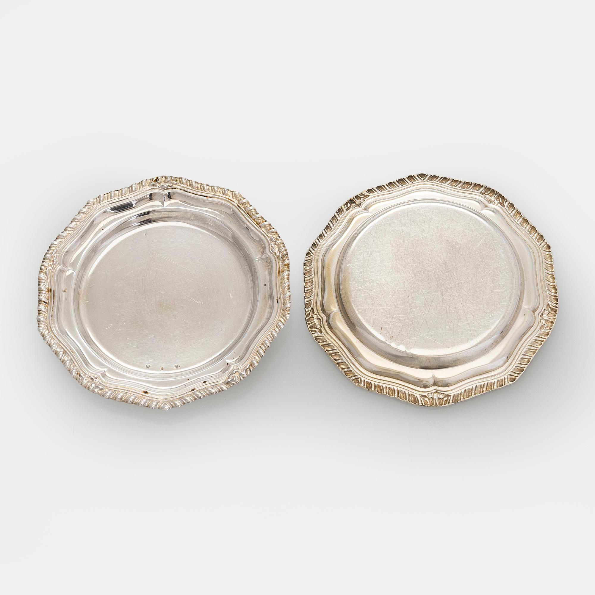 Lasinaluset telineessä, 12 kpl, hopeaa, Tšekkoslovakia 1950-luku.