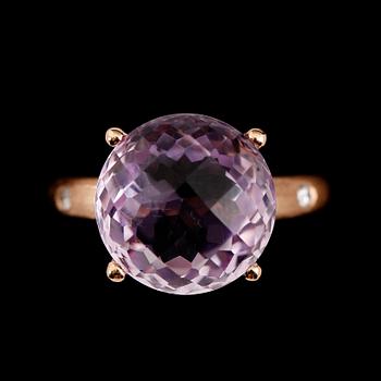RING, 18 k roséguld, ametist 8.11 ct, briljantslipade diamanter totalt 0.04 ct.