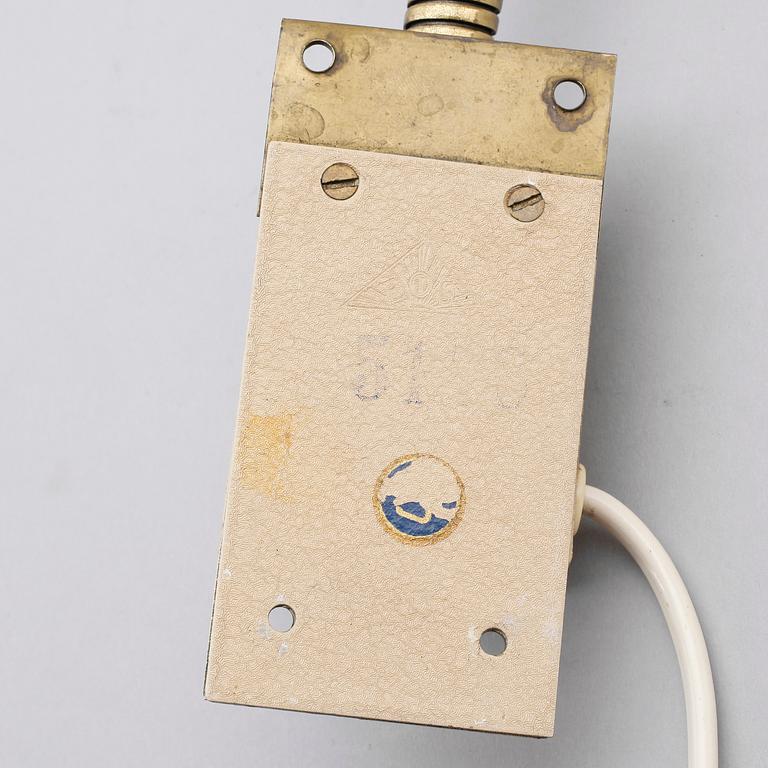 VÄGGLAMPA, 1900-talets mitt.