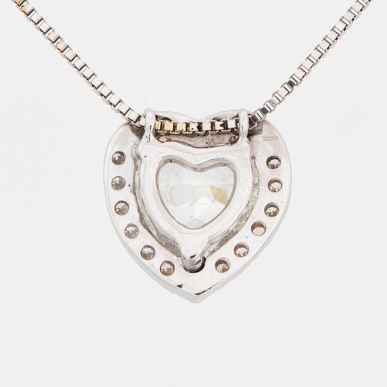 Heart shaped diamond pendant, GIA-report.