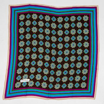 SCARF, Yves Saint Laurent.