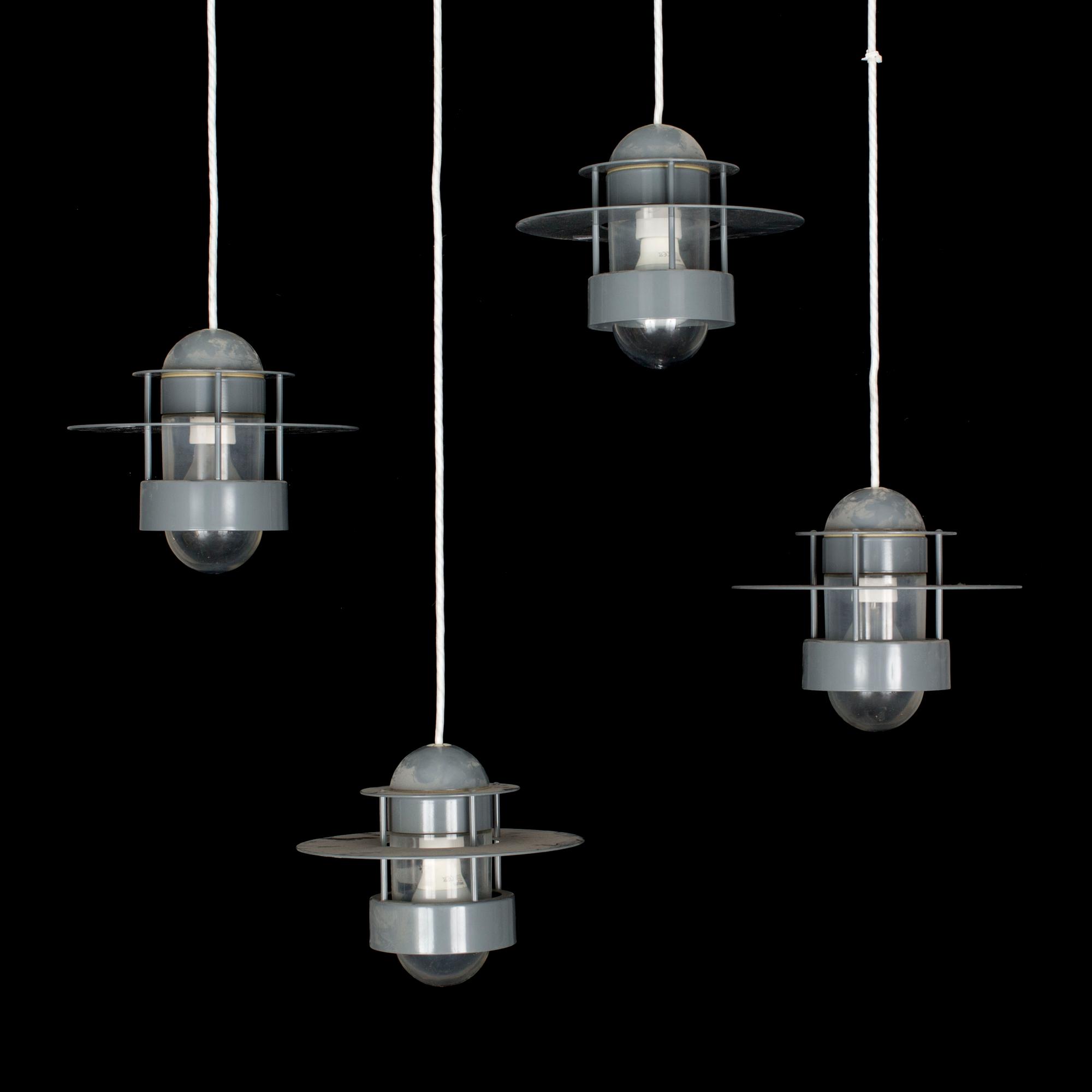 TAKLAMPOR 4 st. "Orbiter" av Jens Møller-Jensen för  Louis Poulsen.