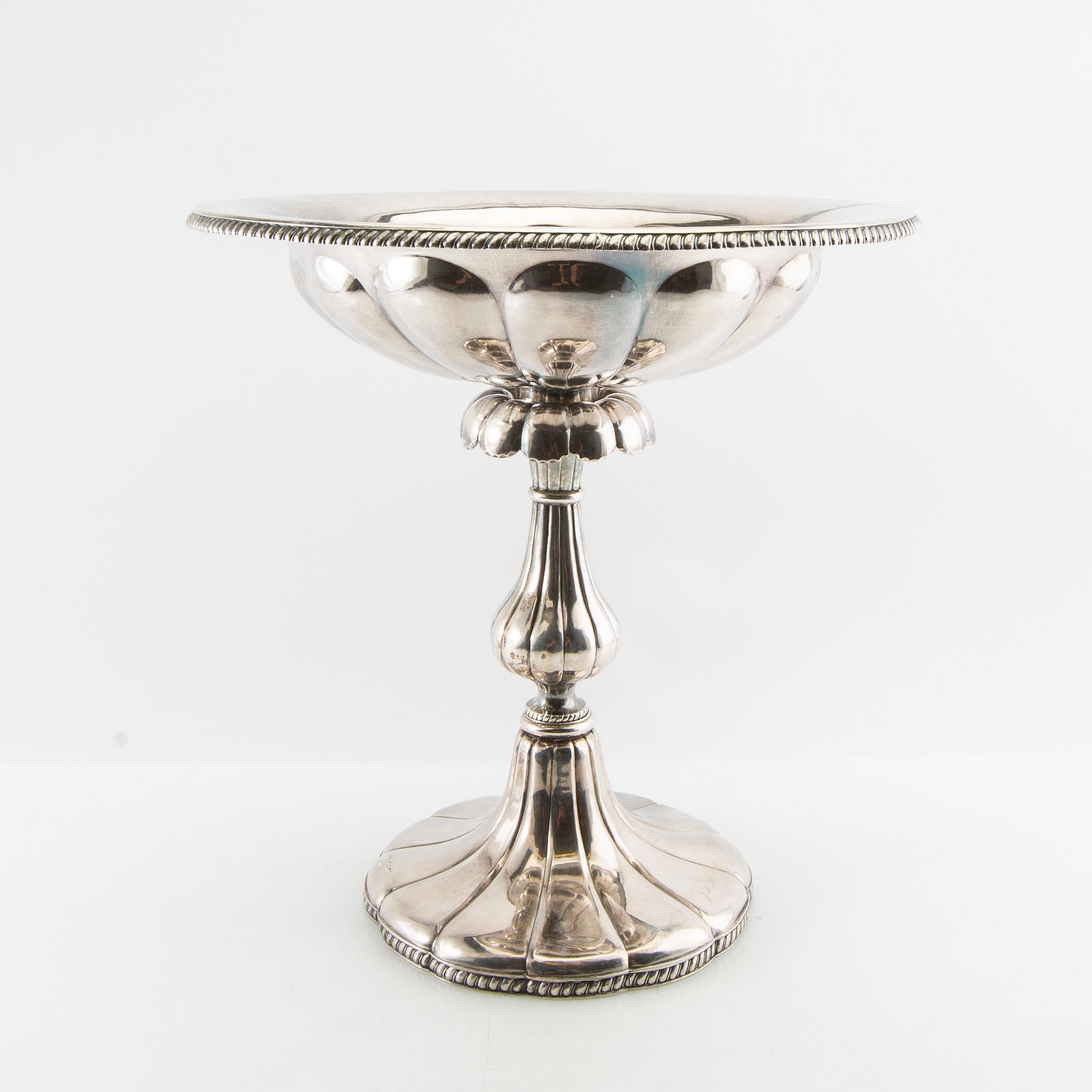 Wilhelm Pettersson  uppsatsskål silver, 1875 Åbo Finland.