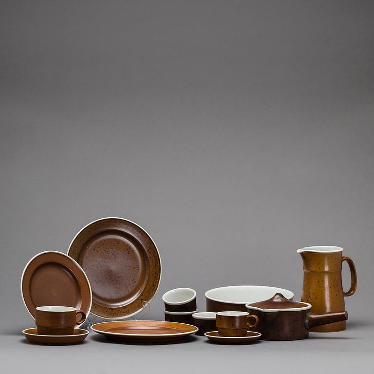 STIG LINDBERG, servisdelar 55 stycken, ugnssäkert gods, "Coq", Gustavsberg.