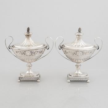 A pair of Swedish silver sugarbowls, mark of Samuel Pettersson, Linköping 1887.