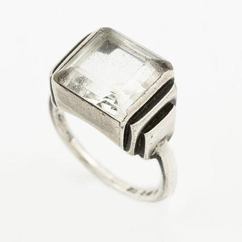 Wiwen Nilsson, ring, silver med fasettslipad bergkristall, Lund 1939.
