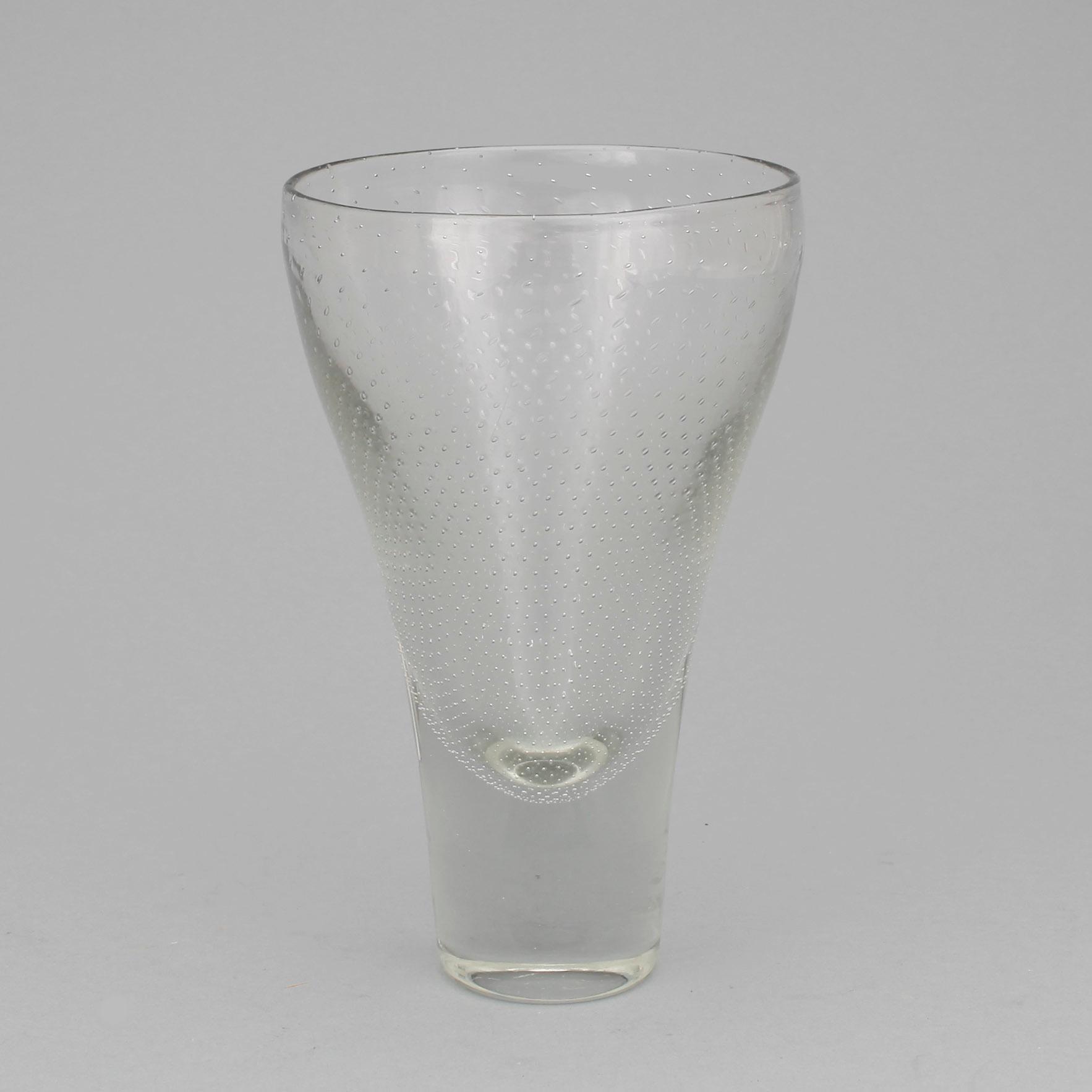 VAS, glas, Gunnel Nyman Nuutajärvi Notsjö. Signerad.