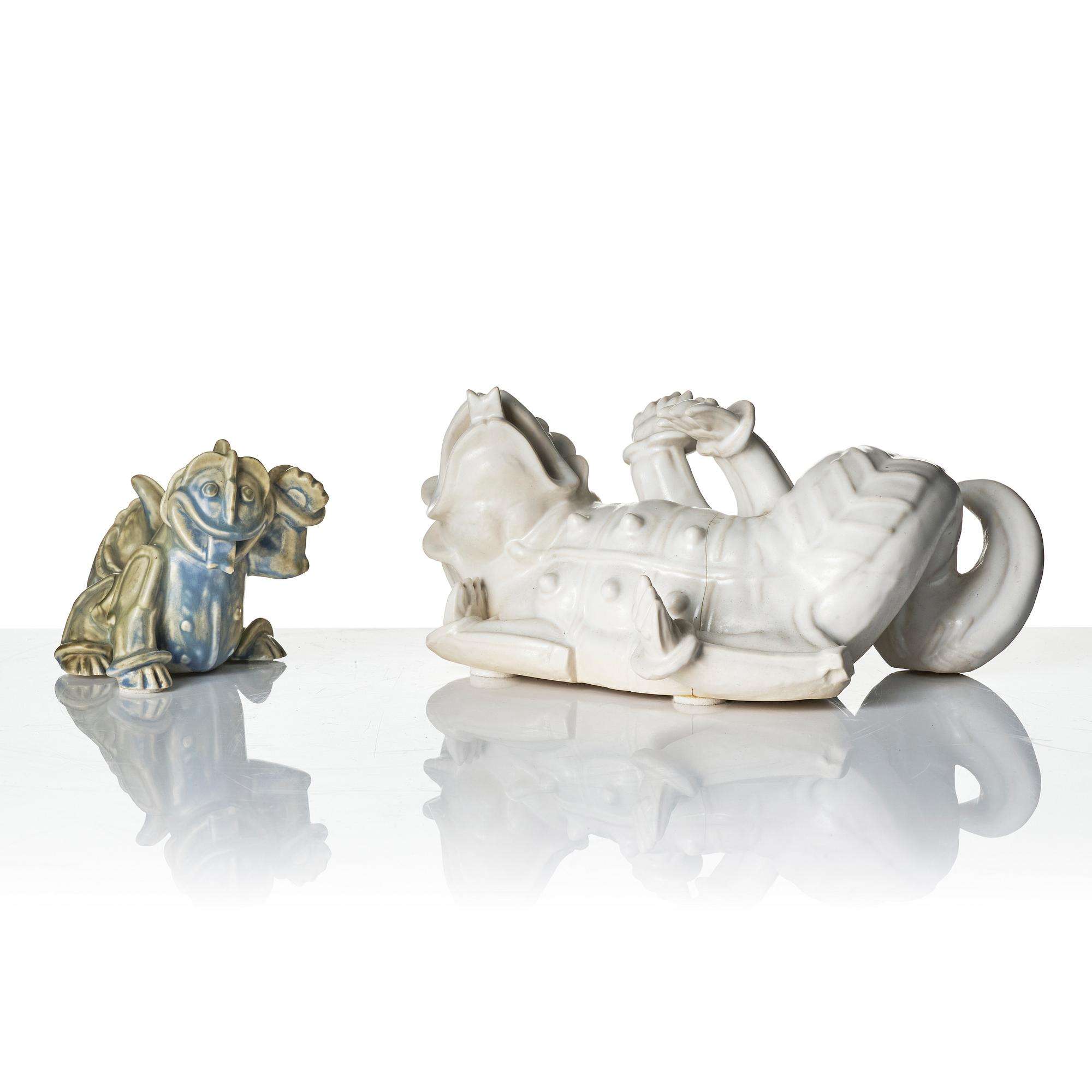 Wilhelm Kåge, two ceramic sculptures av dragons, Gustavsberg, ca 1940.