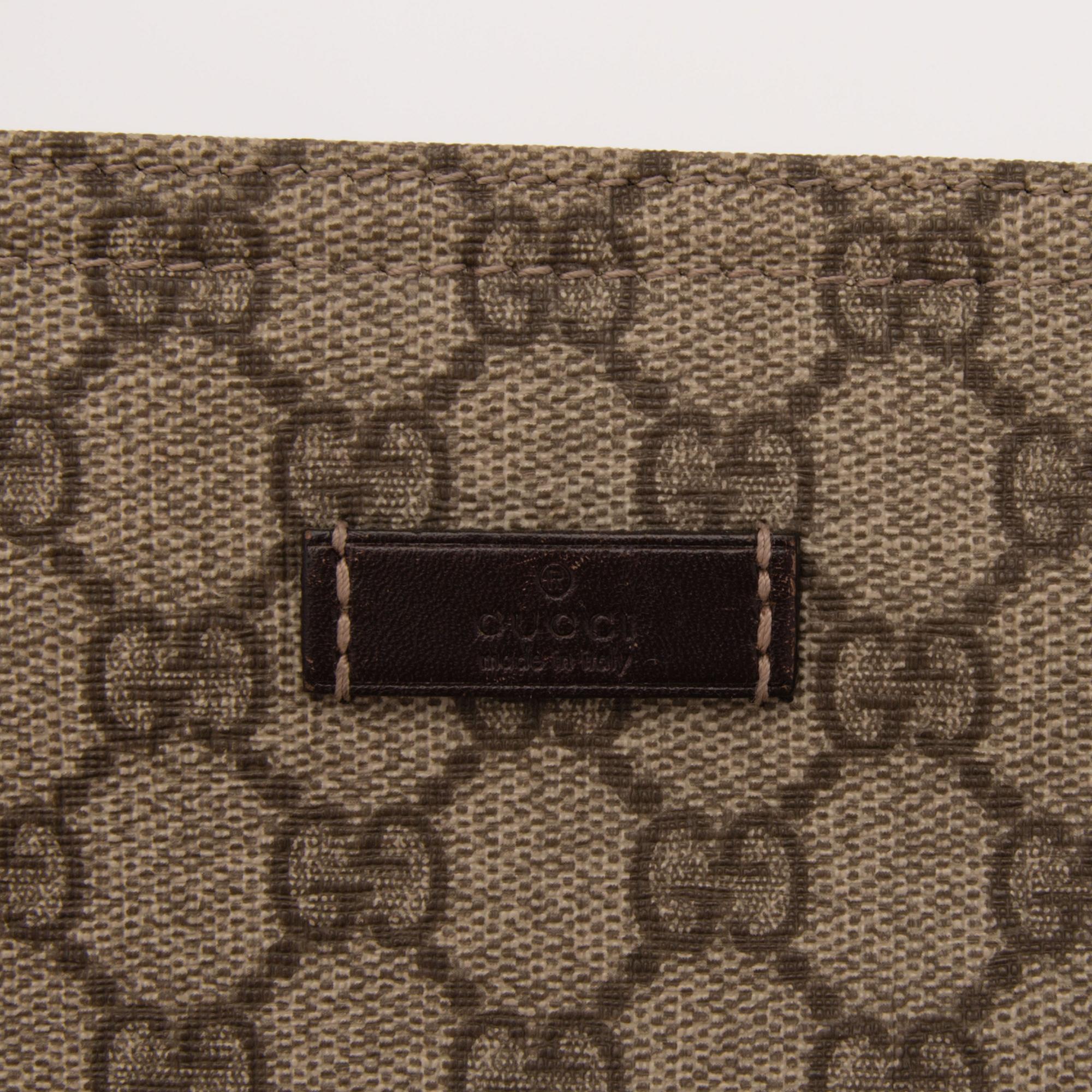 GG Supreme Coated Canvas Messenger bag.