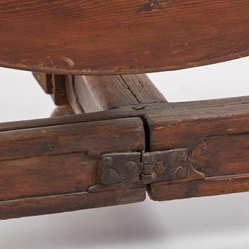 A Swedish Baroque gate-leg table, early 18th century.
