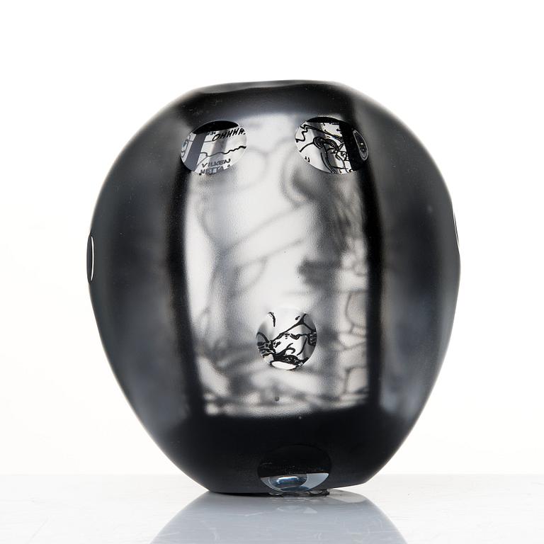 Per B. Sundberg, a unique 'litograal' glass vase, Orrefors 2004.