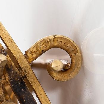 Brosch, 14K guld med gammal- och rosenslipade diamanter samt odlad pärla, Ryssland.
