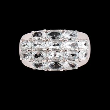 RING, sterlingsilver, akvamariner tot ca 3.20 ct.