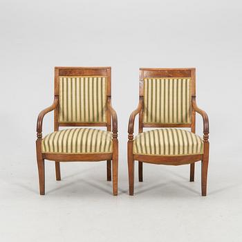 Karmstolar ett par Empire 1800-talets första hälft.