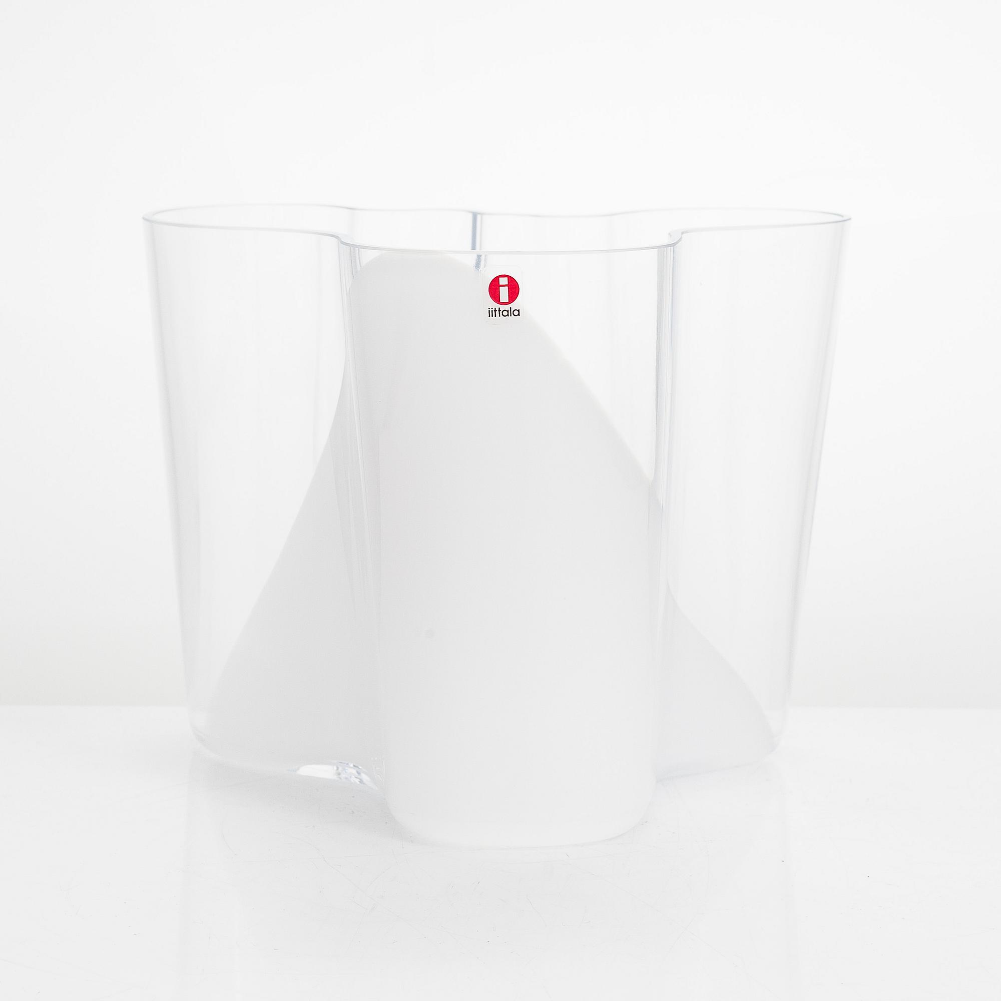 Alvar Aalto, a '3030' vase for Iittala. Signed Iittala.