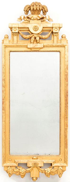 Spegel av Johan Åkerblad (mästare i Stockholm ca 1780-1800) Gustaviansk.