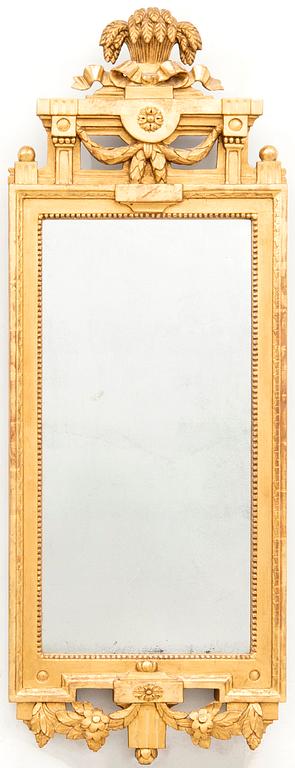 Mirror by Johan Åkerblad (master in Stockholm circa 1780-1800) Gustavian style.