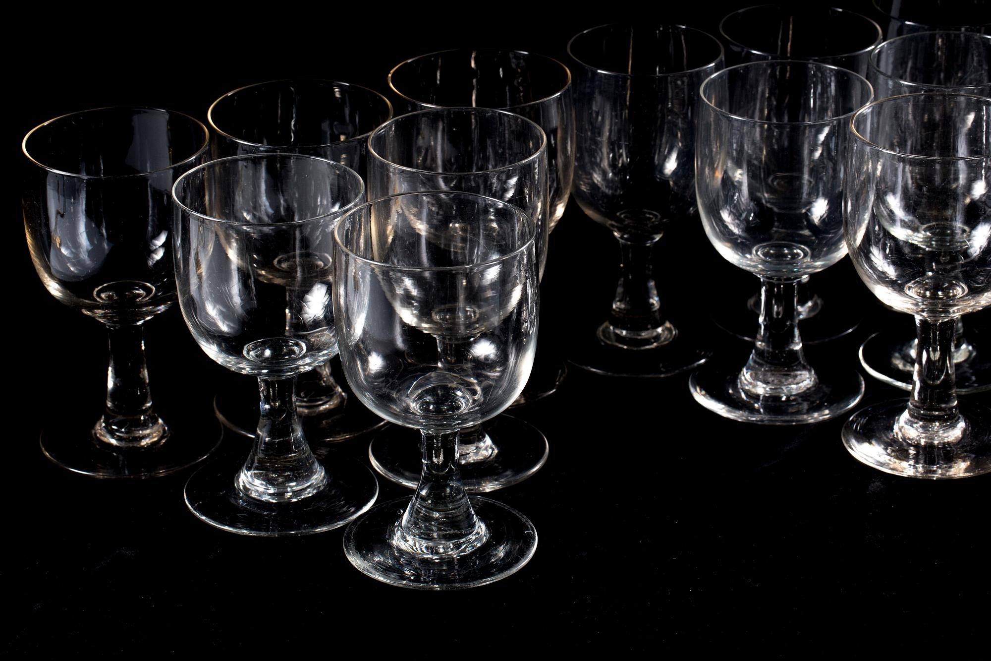VINGLAS, glas, 12 st. snarlika. 1900-tal.
