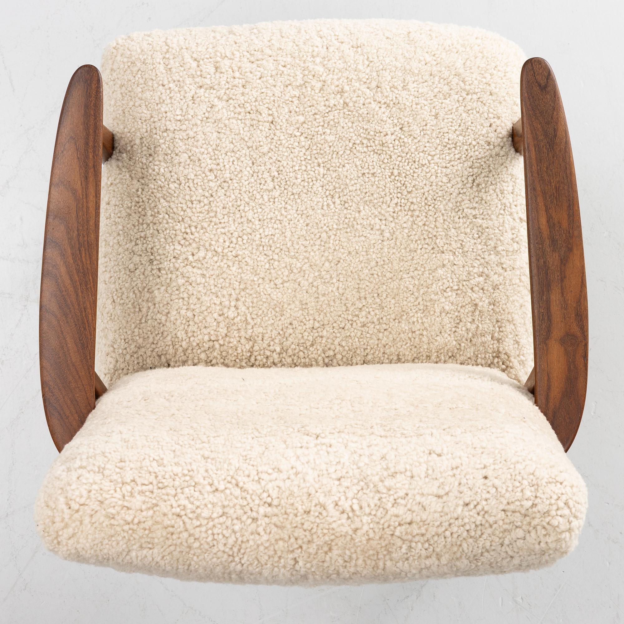 A pair of armchairs, second half of the 20th century.