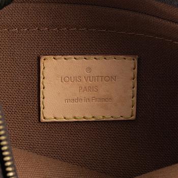 Louis Vuitton, 'Multi Pochette Accessoires', 2020.