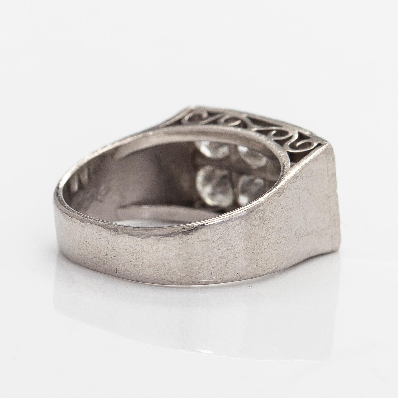 Ring, briljantslipade diamanter, platina, Stockholm 1951.