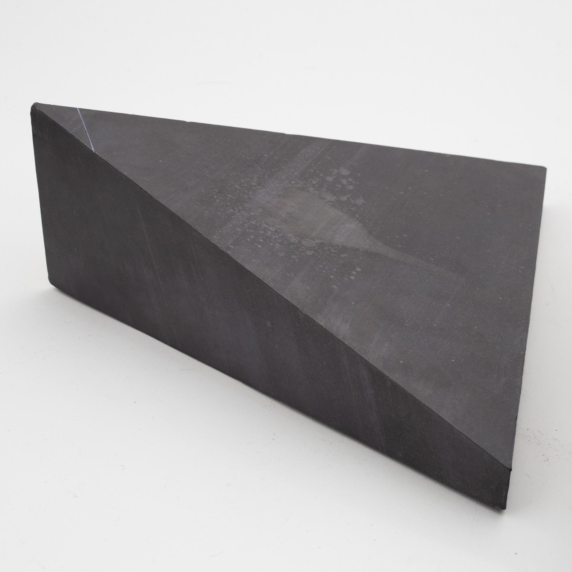 Rolf Wilhelmson, relief, triptyk, bly och trä, signerade och daterade 1985-86 a tergo.