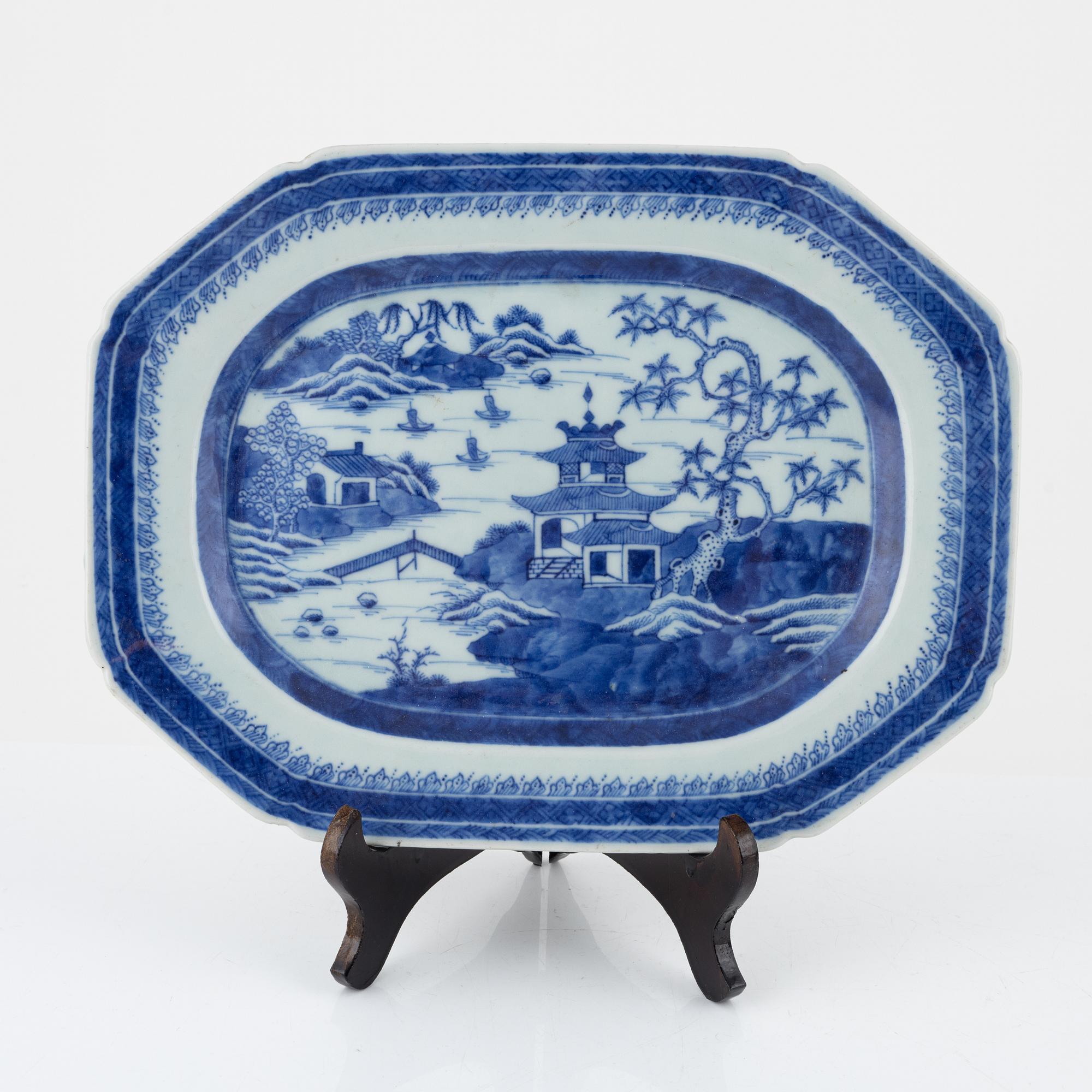 A blue and white butter terrine with lid, and a blue and white serving dish, China, Qianlong (1736-95).