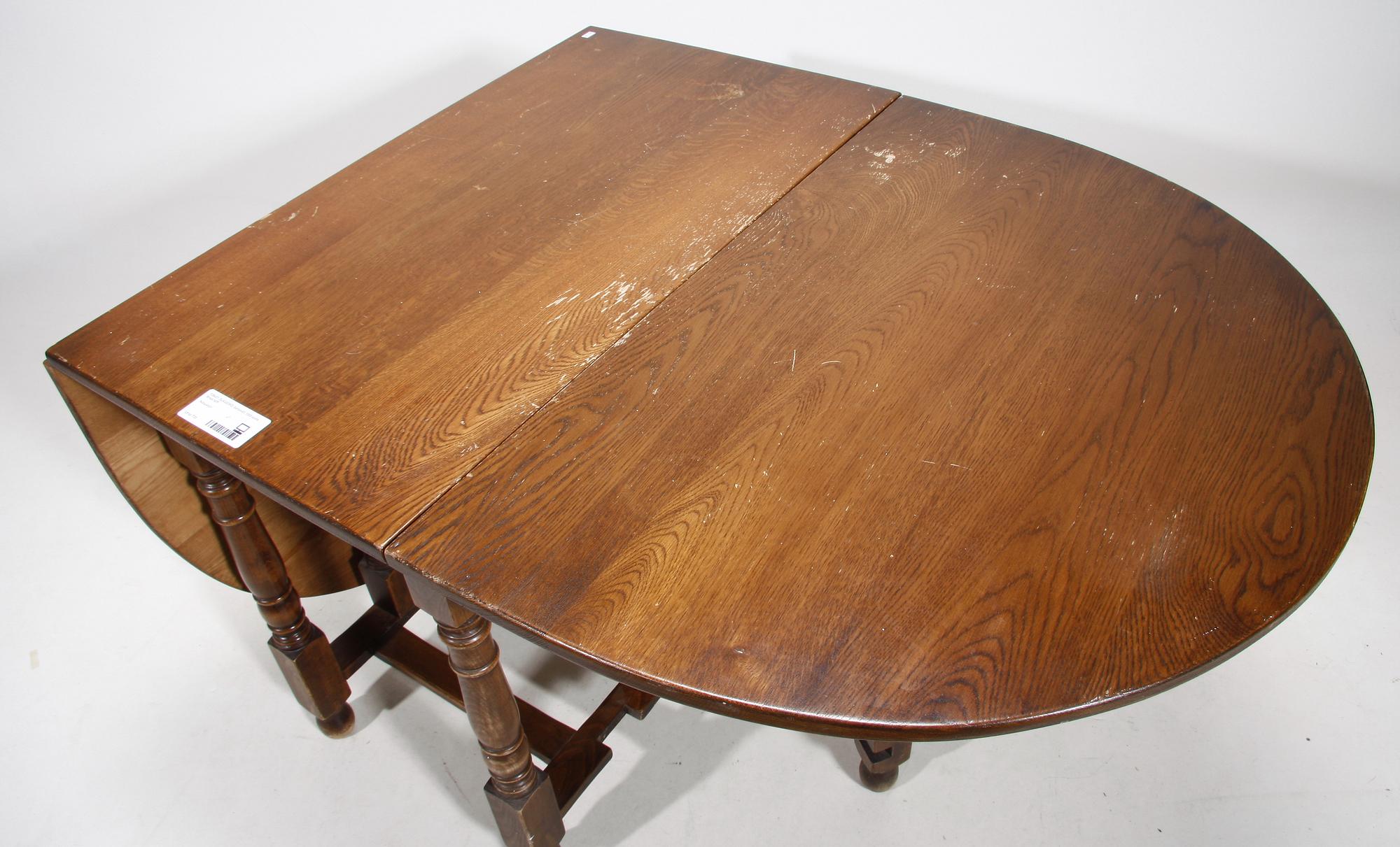 SLAGBORD, barockstil, 1900-talets första hälft.