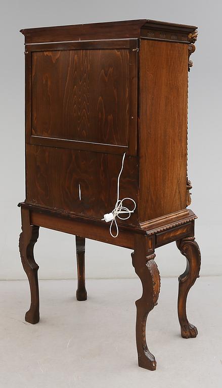 BARSKÅP, barockstil, 1900-talets mitt.