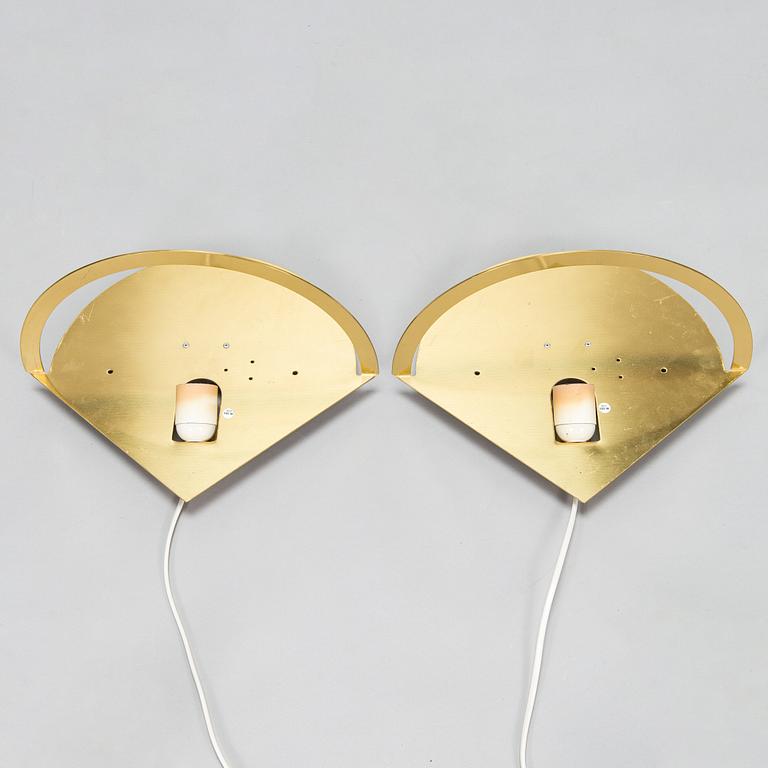 A pair of 1980s wall lights, model 99401, Idman.