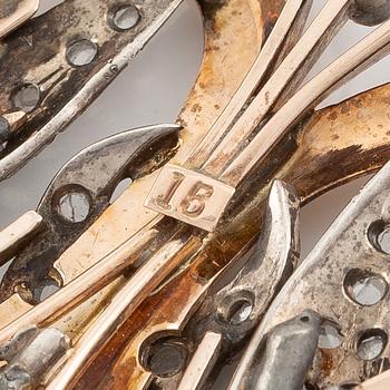 Necklace 14K gold and silver with rose-cut diamonds.