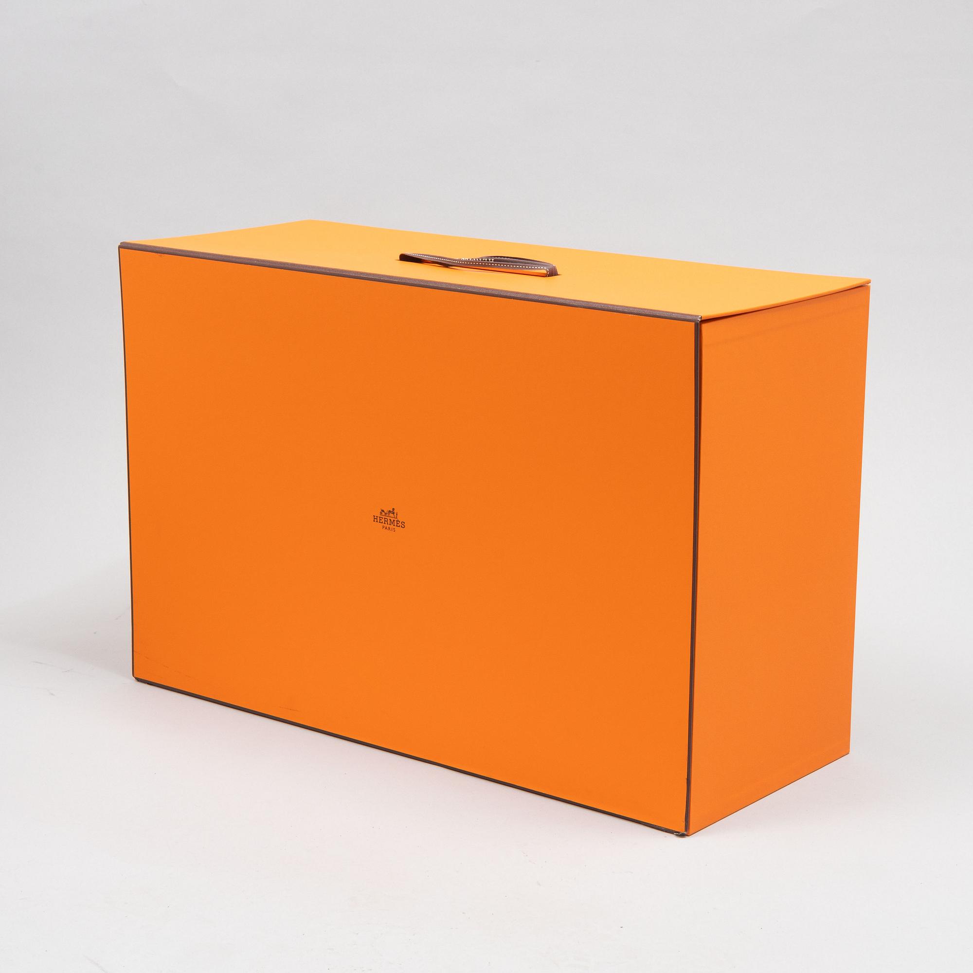 Hermès, A "R.M.S. Cabin Suitcase".