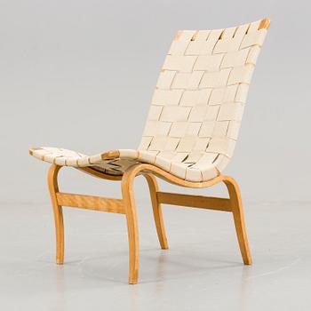 BRUNO MATHSSON, fåtölj "Eva", Brännmärkt och etikettmärkt, Karl Mathsson Värnamo.