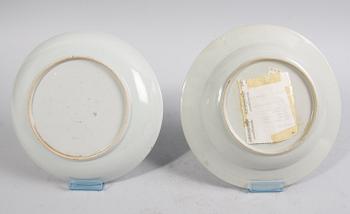 TALLRIKAR, 2 st, porslin, Kina. 1700/1800-tal.