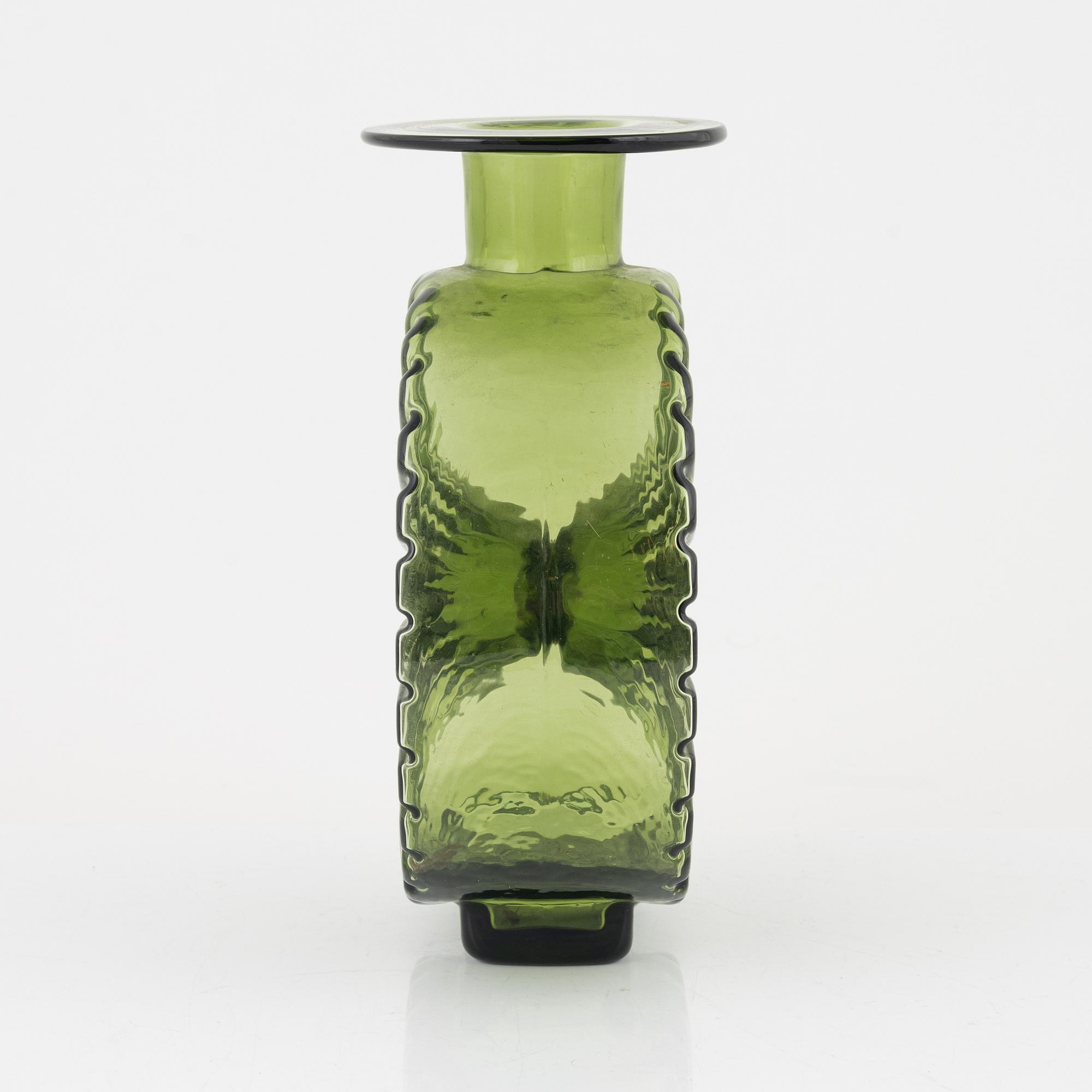 Helena Tynell, bottle, "The Sun Bottle", Riihimäen Lasi Oy. In production 1964-1974.